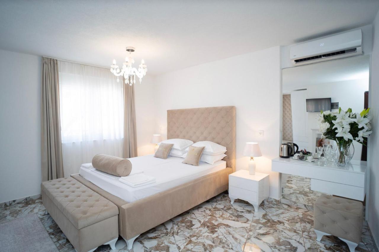 Urban Suites & Apartments โมสตาร์ ภายนอก รูปภาพ