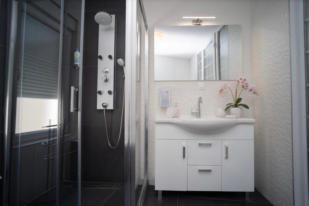 Urban Suites & Apartments โมสตาร์ ภายนอก รูปภาพ