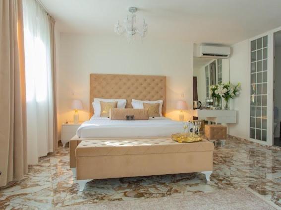 Urban Suites & Apartments โมสตาร์ ภายนอก รูปภาพ